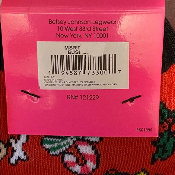 NWT•Betsey Johnson Women’s Christmas theme 6pair pk quarter socks - Picture 8 of 8
